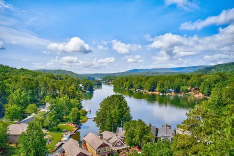 Lake Arrowhead community in Cherokee County, Georgia